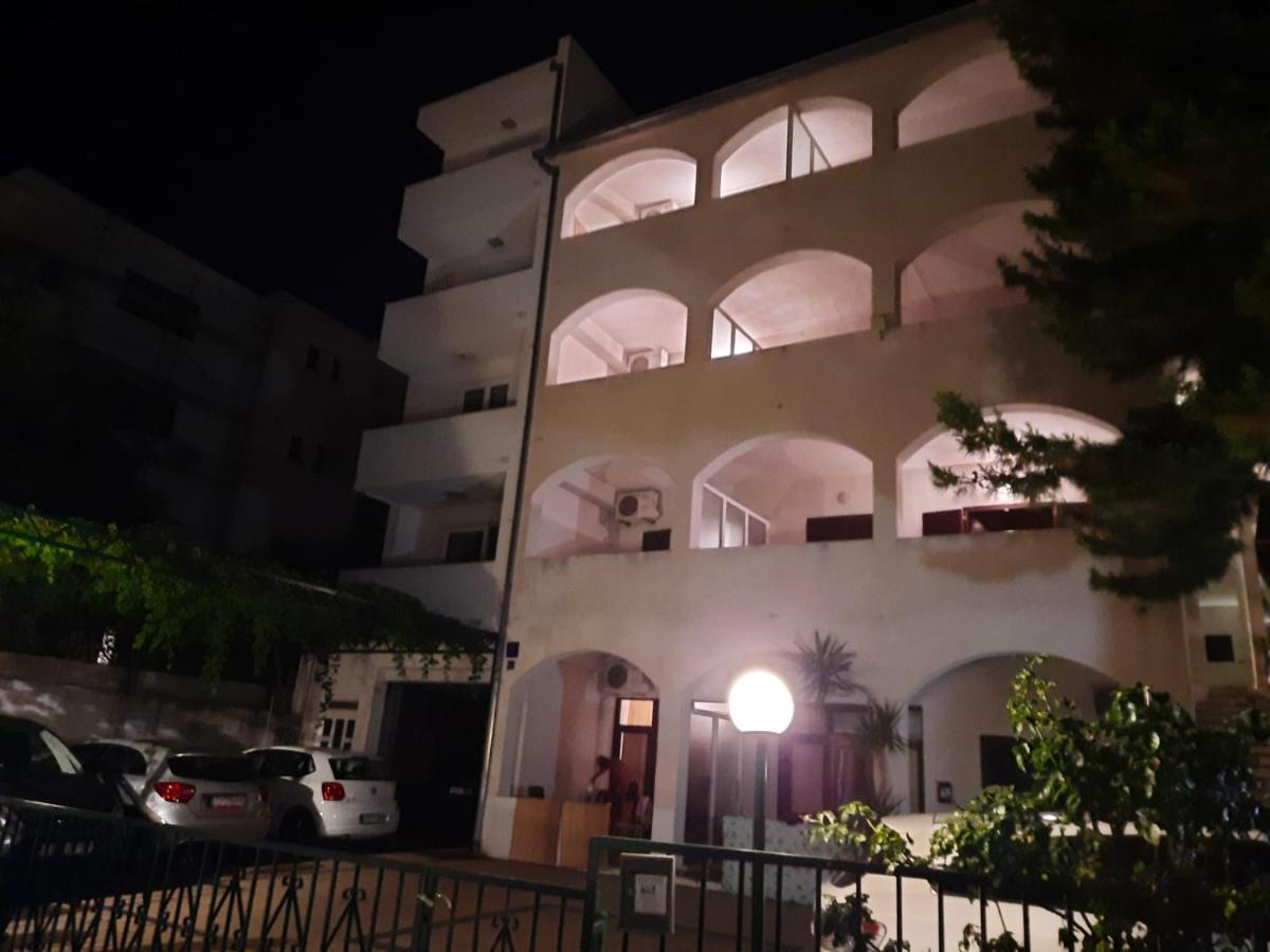 Apartmani R&B Radalj Makarska Exterior photo