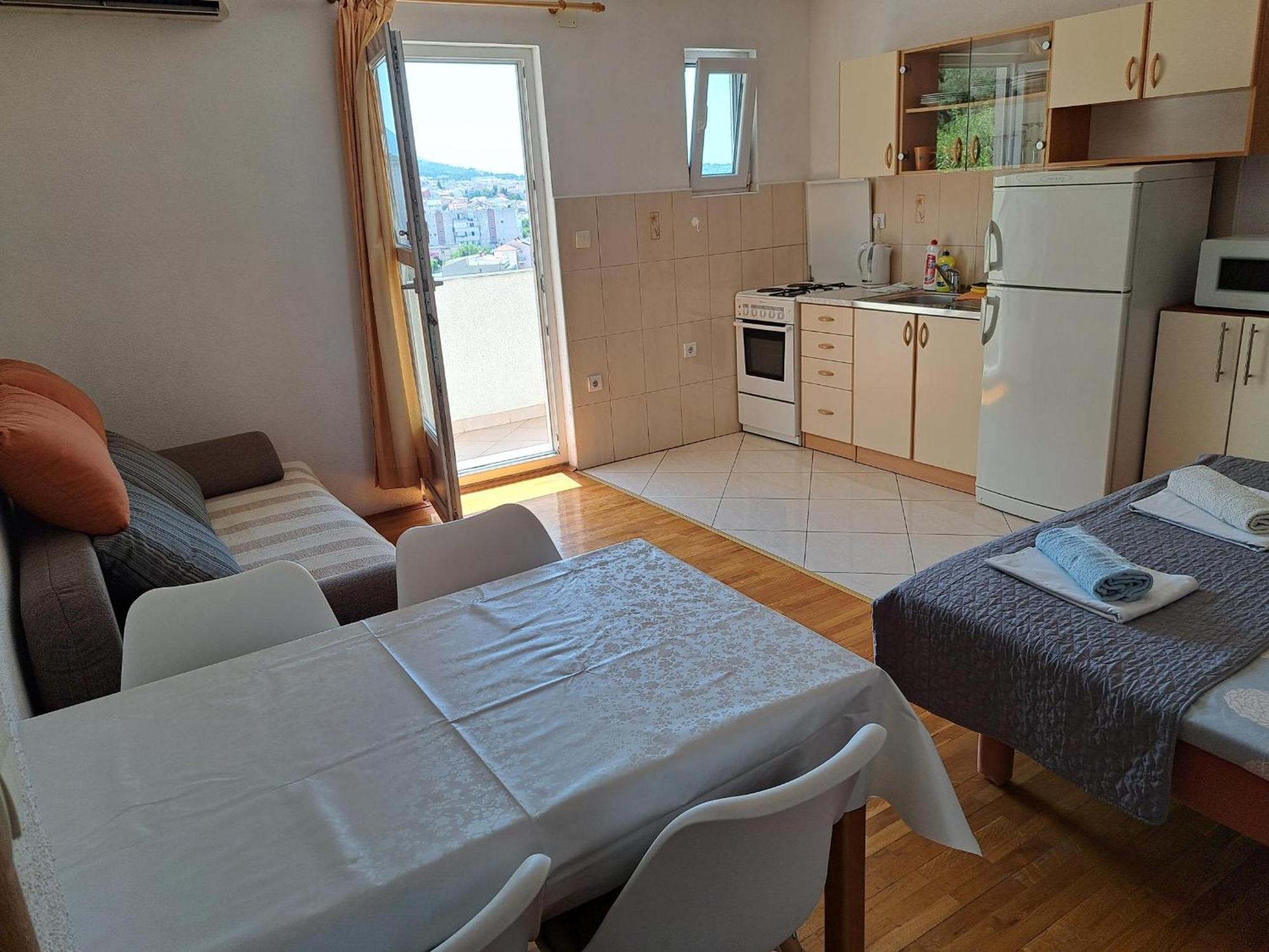 Apartmani R&B Radalj Makarska Exterior photo