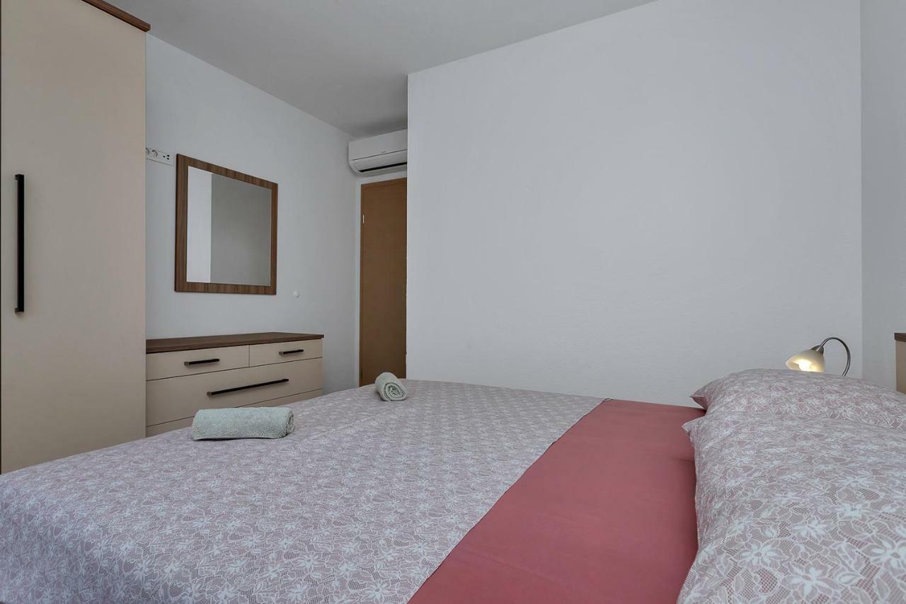 Apartmani R&B Radalj Makarska Exterior photo